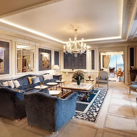 Royal At The Atlantis By Giardino *
